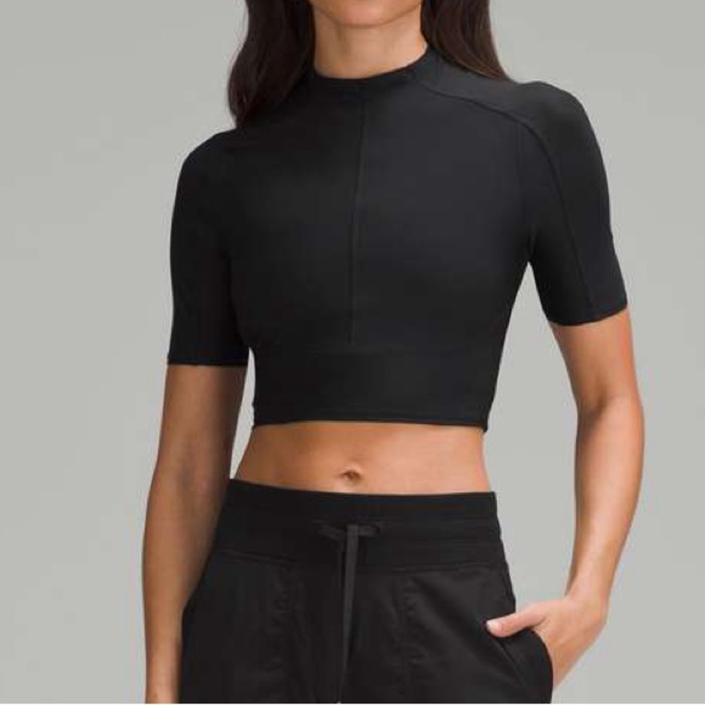 NWOT Lululemon Tight Fit Short Sleeve Size Large - Picture 2 of 6
